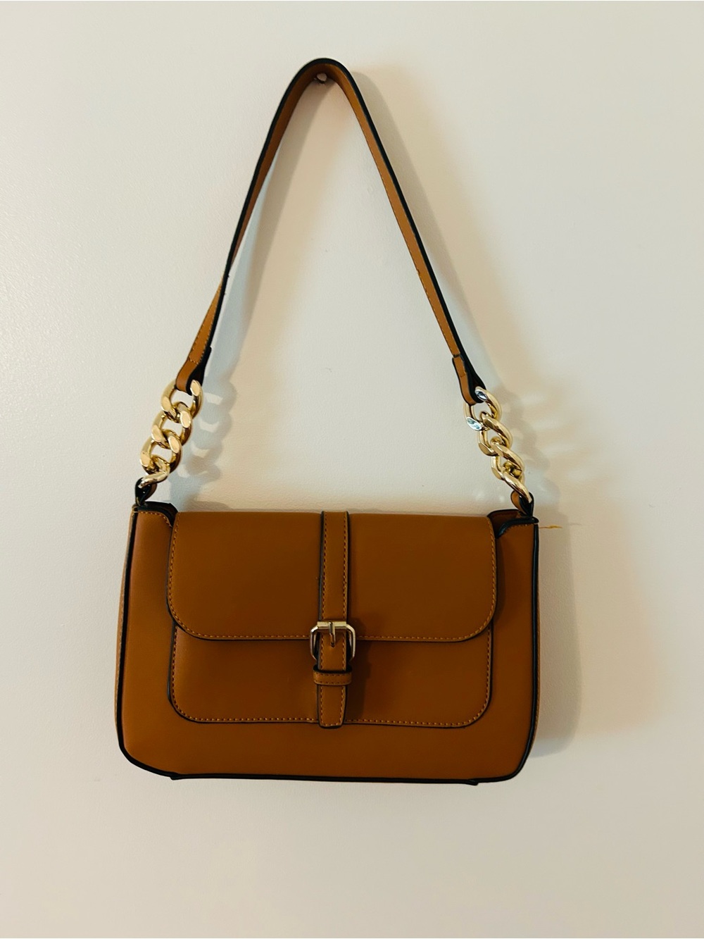 Women’s Tan Shoulder Bag with Gold Chain Detail